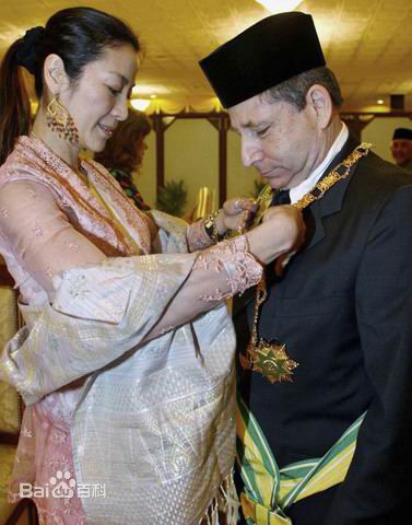 杨紫琼(Michelle Yeoh)让-托德（Jean Todt）和素颜照相册