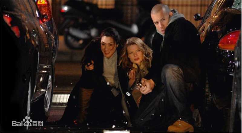 杨紫琼(Michelle Yeoh)2008年《巴比伦密码》剧照