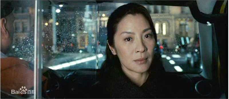 杨紫琼(Michelle Yeoh)2008年《巴比伦密码》剧照