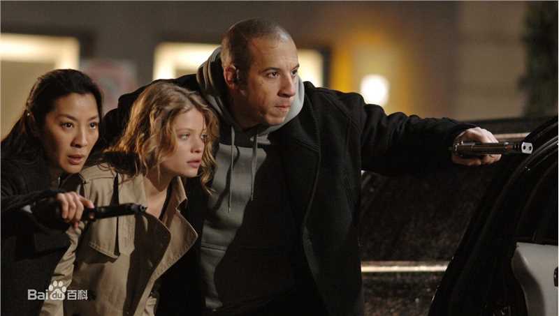 杨紫琼(Michelle Yeoh)2008年《巴比伦密码》剧照