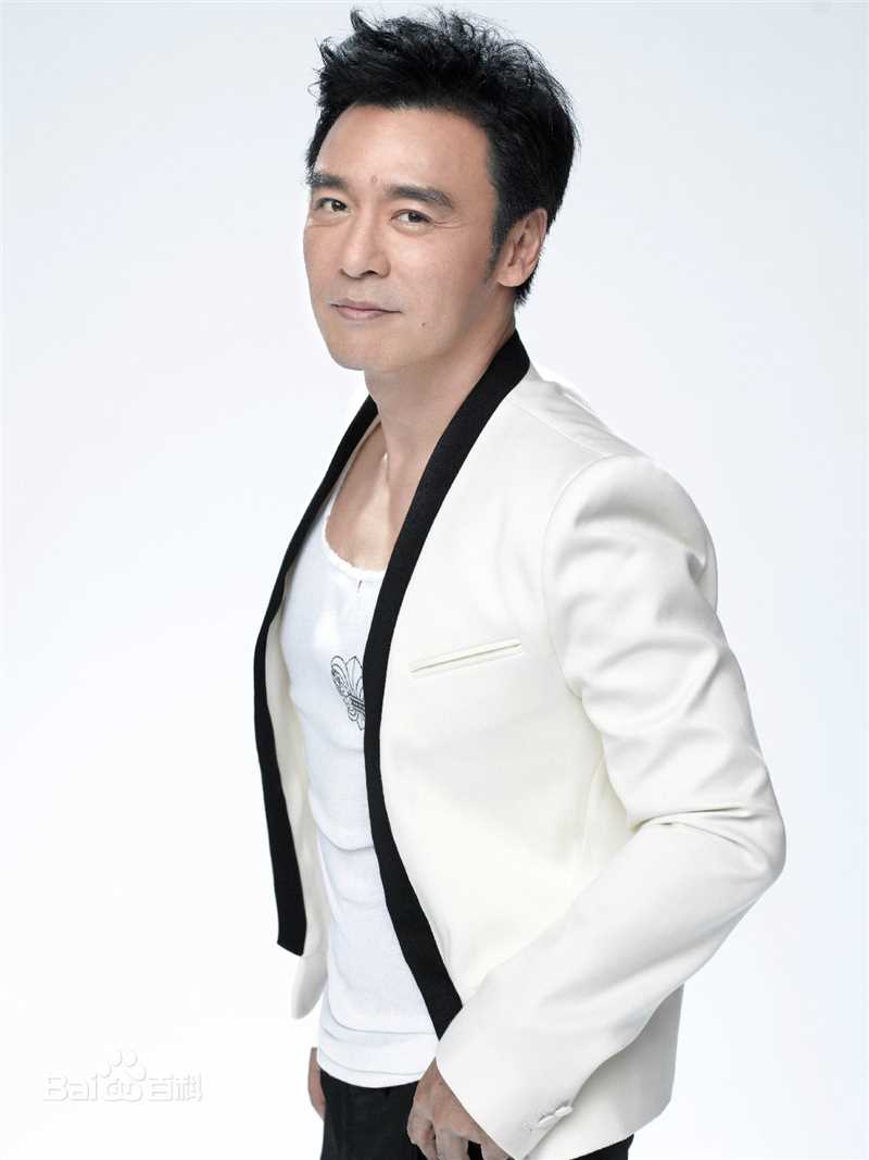 钟镇涛(Kenny Bee) 艺术照前后照片