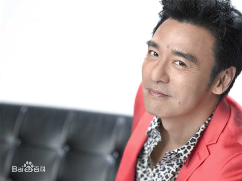 钟镇涛(Kenny Bee) 艺术照前后照片