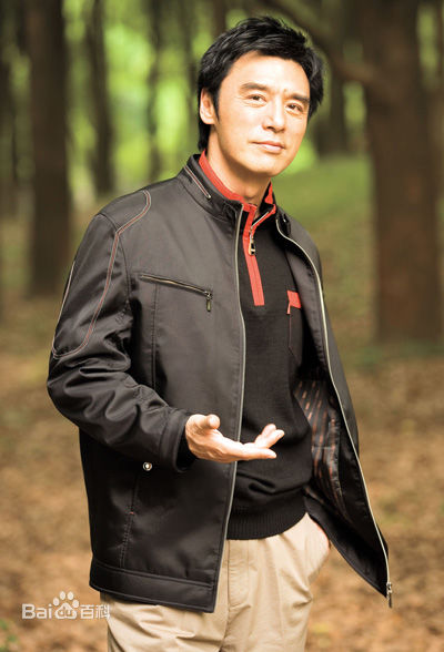 钟镇涛(Kenny Bee)艺术照图片图册