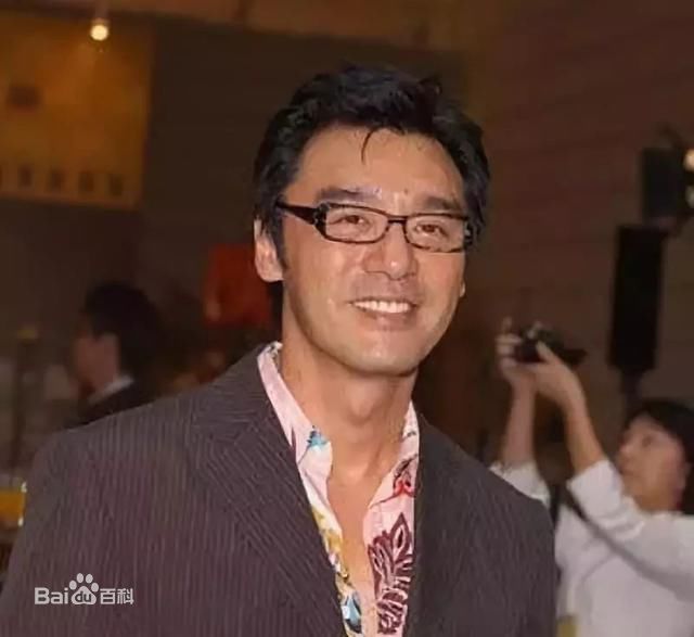 钟镇涛(Kenny Bee)生活照前后照片