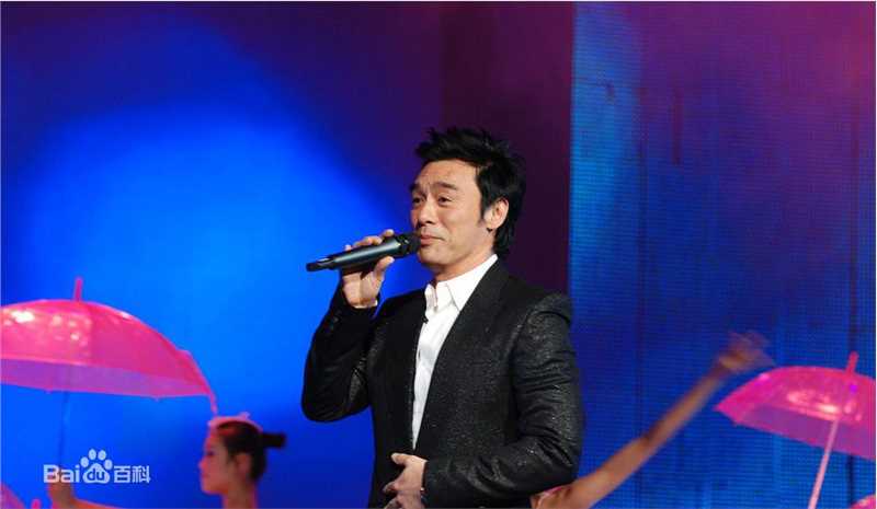 钟镇涛(Kenny Bee)2008深圳春晚生活照