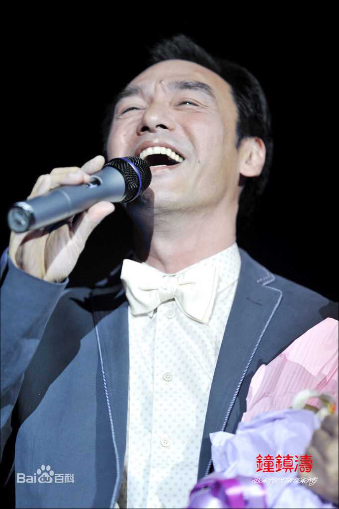 钟镇涛(Kenny Bee)2011年邢台冶金剧院演出壁纸壁纸