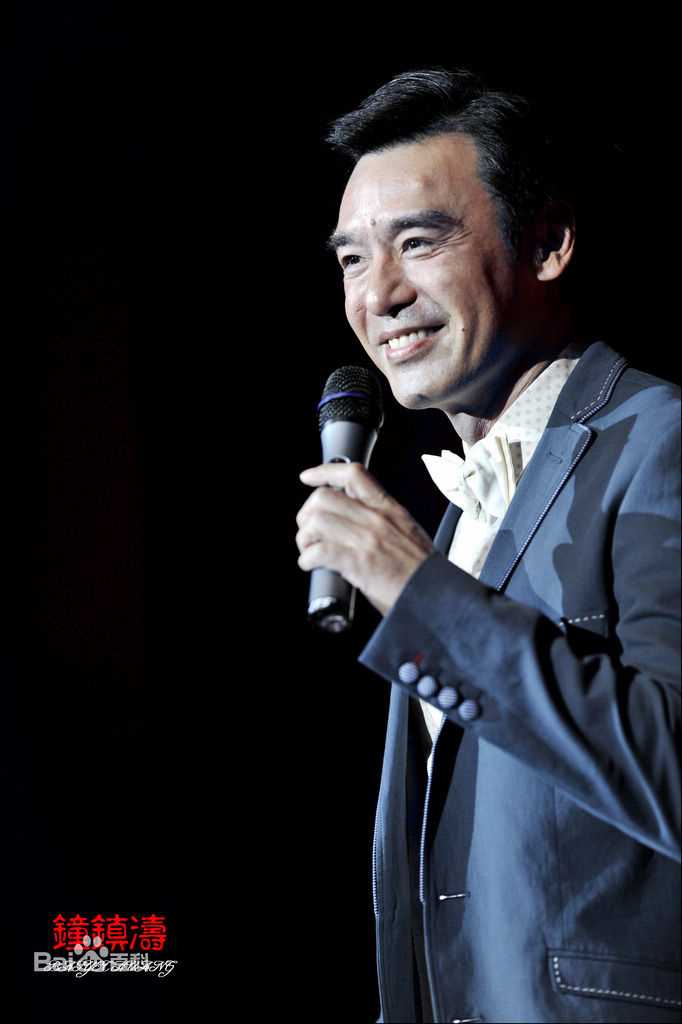 钟镇涛(Kenny Bee)2011年邢台冶金剧院演出壁纸壁纸