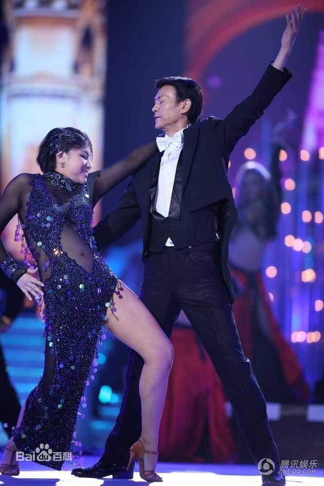 郑少秋(Adam Cheng)综艺图册前后照片