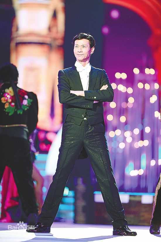 郑少秋(Adam Cheng)综艺图册前后照片