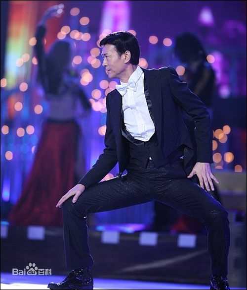 郑少秋(Adam Cheng)综艺图册前后照片