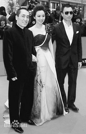 张艺谋(Zhang Yimou)工作照壁纸壁纸