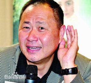 刘镇伟(Jeffrey Lau)生活照素颜照相册