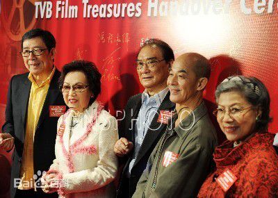 李添胜出席活动素颜照相册