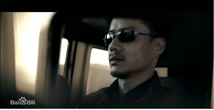 段奕宏(Duan Long)在《西风烈》饰演向西中的