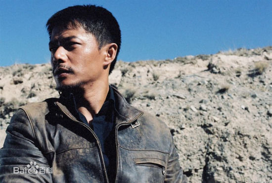 段奕宏(Duan Long)在《西风烈》饰演向西中的