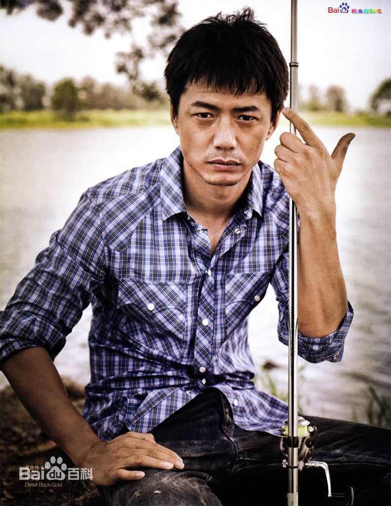 段奕宏(Duan Long)2010年5月VOGUE拍摄生活照