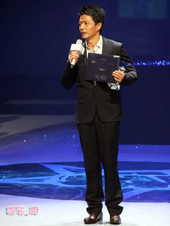 段奕宏(Duan Long)20110年5月时装男士星势力颁奖性感图片图集