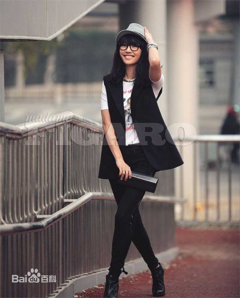 白百何(Bai Baihe)最新人物艺术图集