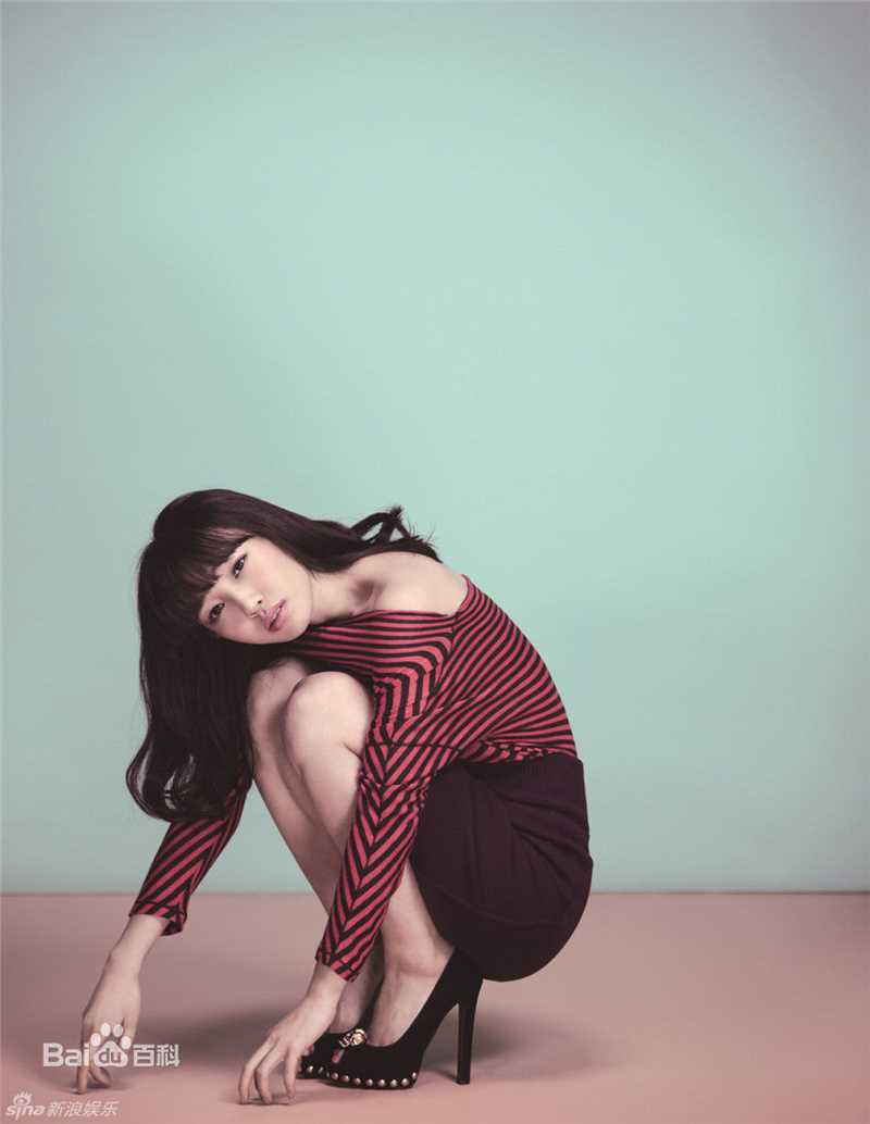 白百何(Bai Baihe)最新人物艺术图集