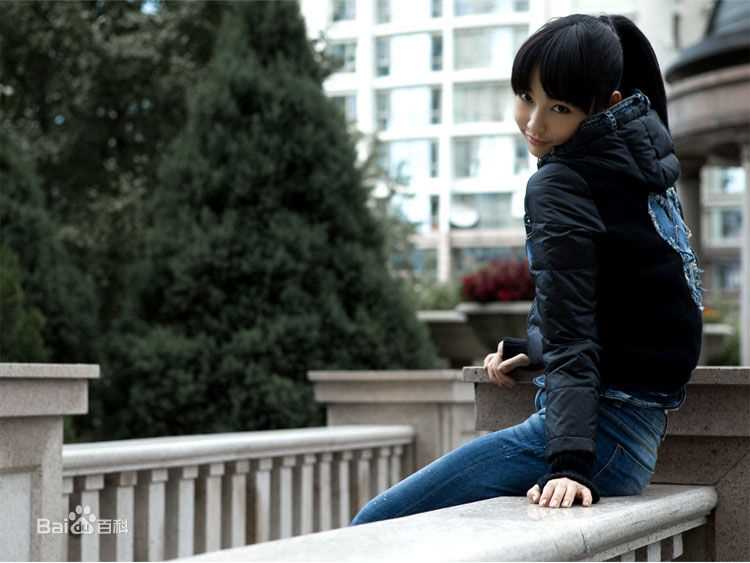 白百何(Bai Baihe)香奈儿中国腕表形象大使前后照片