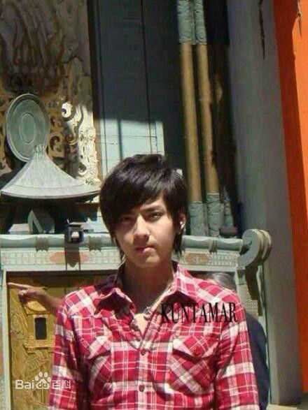 吴亦凡(KRIS) 少年时期前后照片