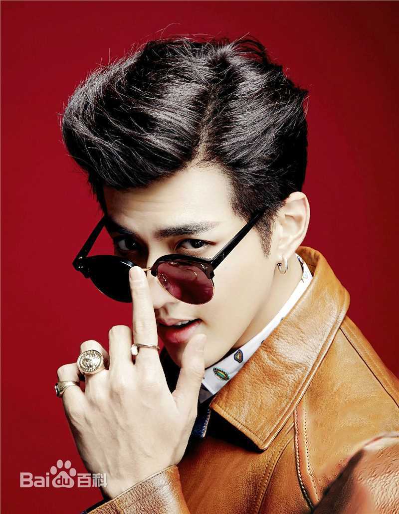 吴亦凡(KRIS)最新 图集