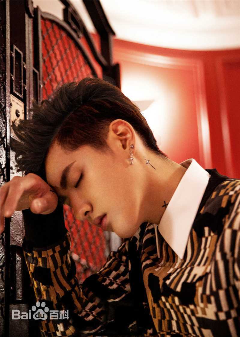 吴亦凡(KRIS)最新 图集