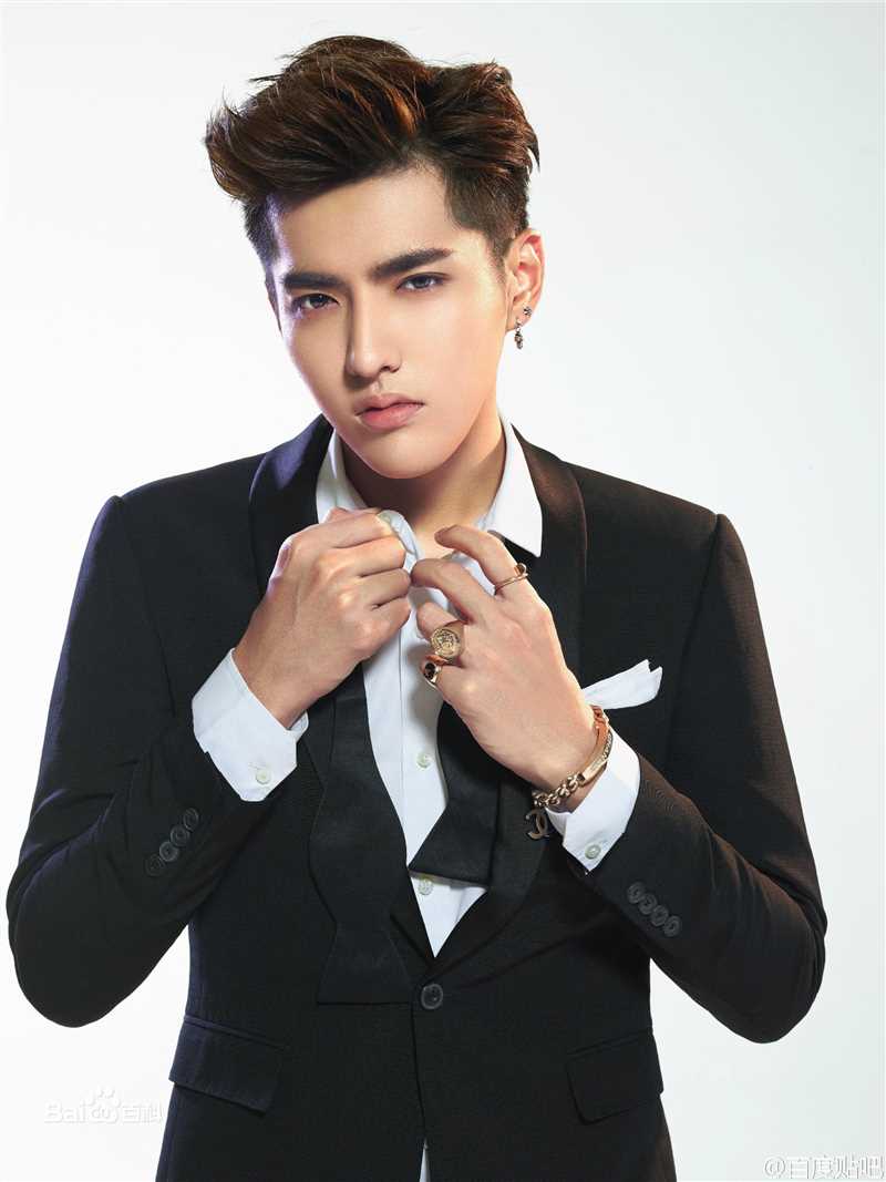 吴亦凡(KRIS)最新 图集