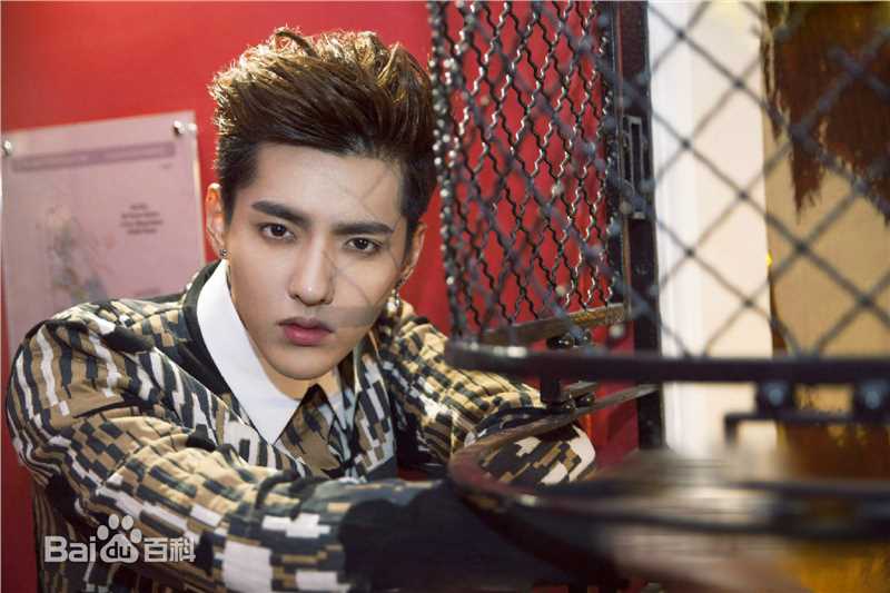 吴亦凡(KRIS)最新 图集
