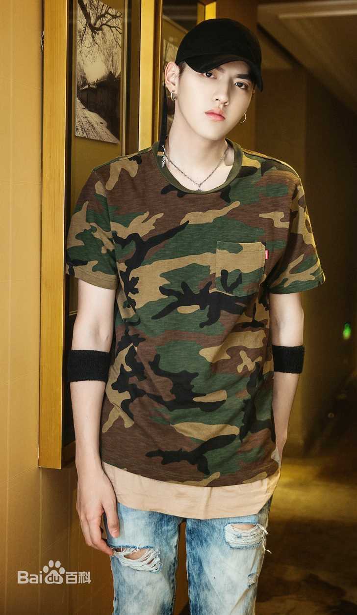 吴亦凡(KRIS)最新 图集