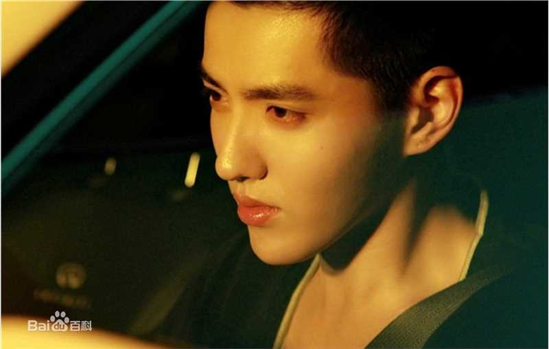 最全吴亦凡(KRIS)在《有一个地方》彭泽阳中的壁纸