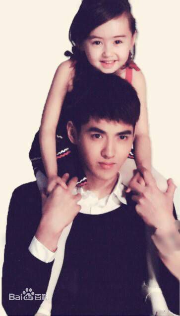 最全吴亦凡(KRIS)在《有一个地方》彭泽阳中的壁纸