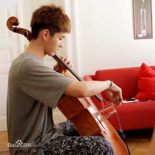 最全吴亦凡(KRIS)在《有一个地方》彭泽阳中的壁纸