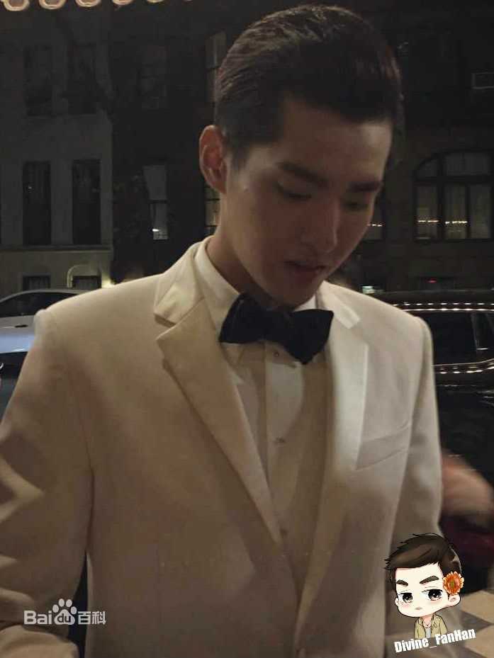 吴亦凡(KRIS)亮相纽约Met Ball性感图片图集