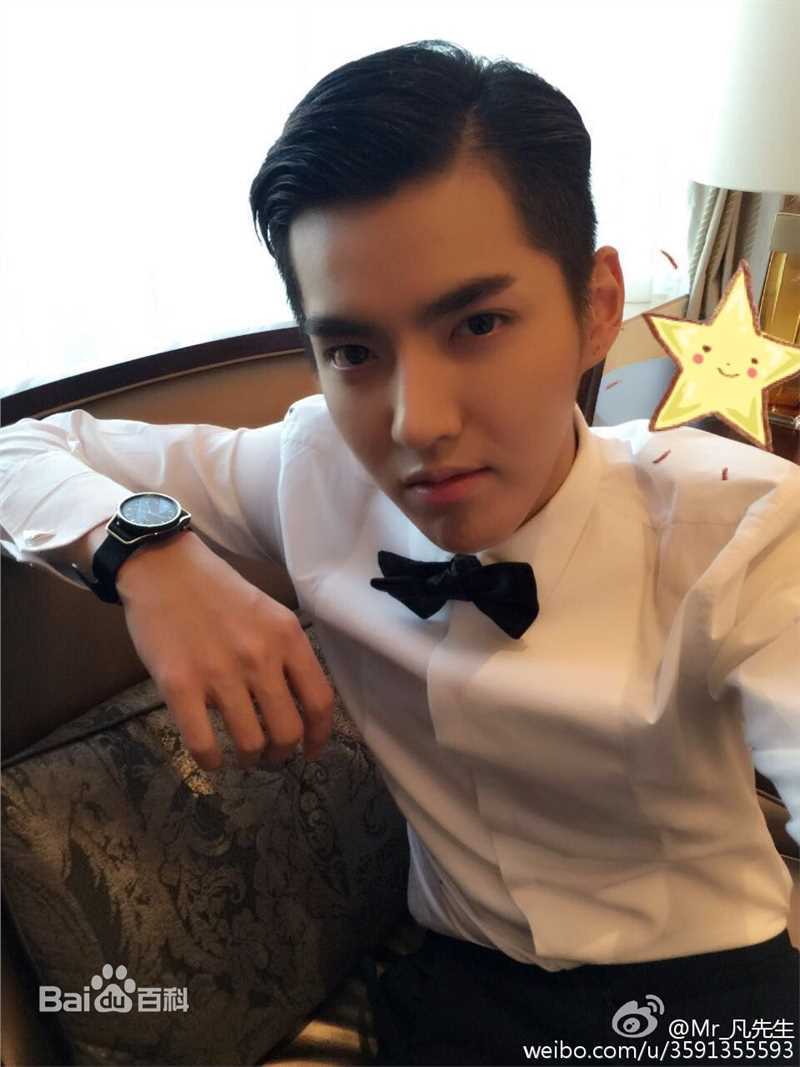 吴亦凡(KRIS)生活照前后照片