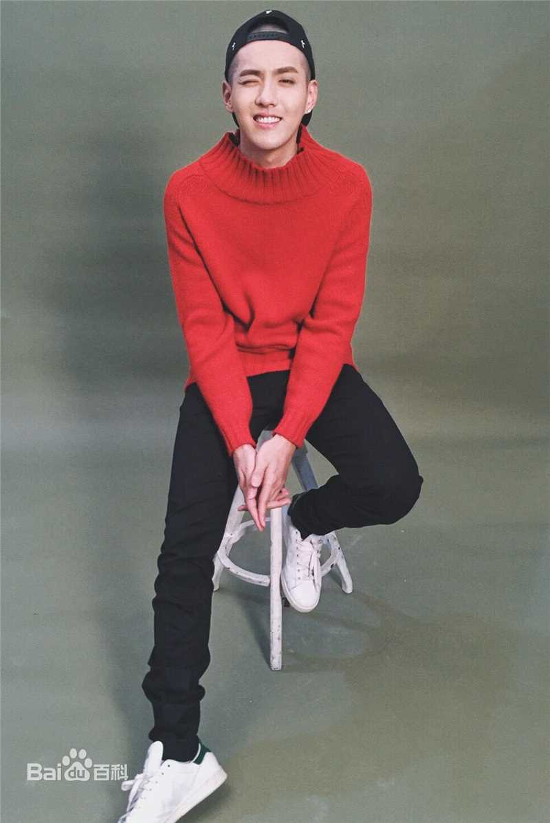 吴亦凡(KRIS)生活照前后照片