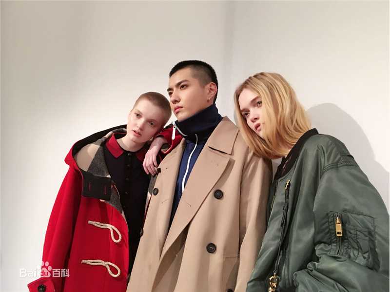 吴亦凡(KRIS)伦敦时装周领衔走秀图片图册