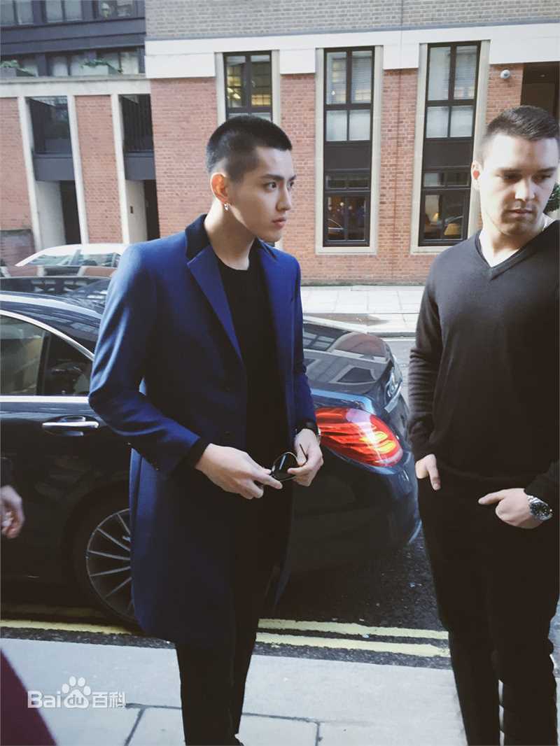 吴亦凡(KRIS)时装周生活照相册