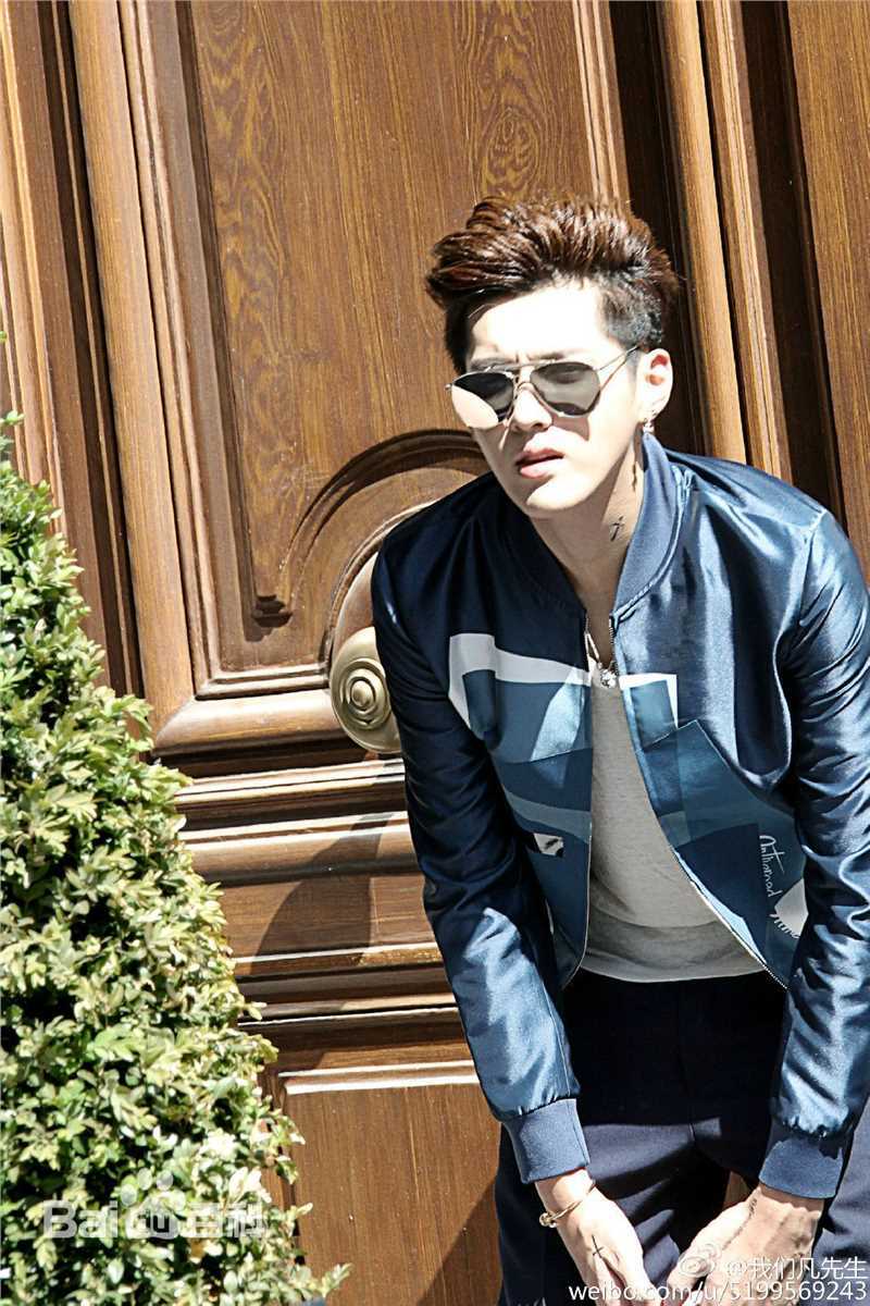 吴亦凡(KRIS)时装周生活照相册