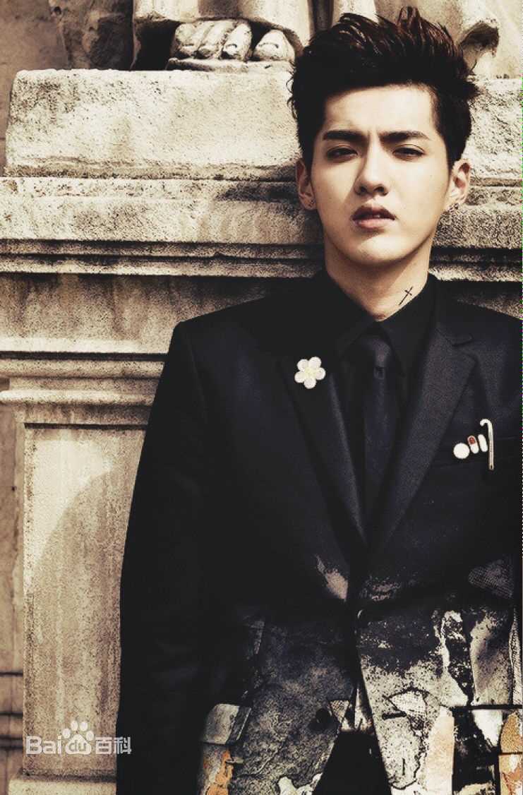 吴亦凡(KRIS)时装周生活照相册