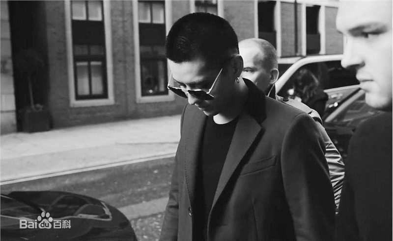 吴亦凡(KRIS)时装周生活照相册