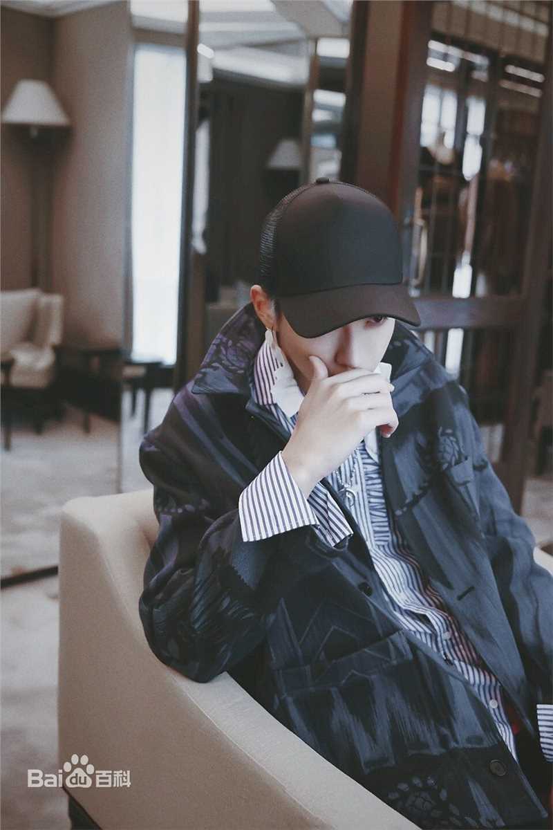 吴亦凡(KRIS)时装周生活照相册