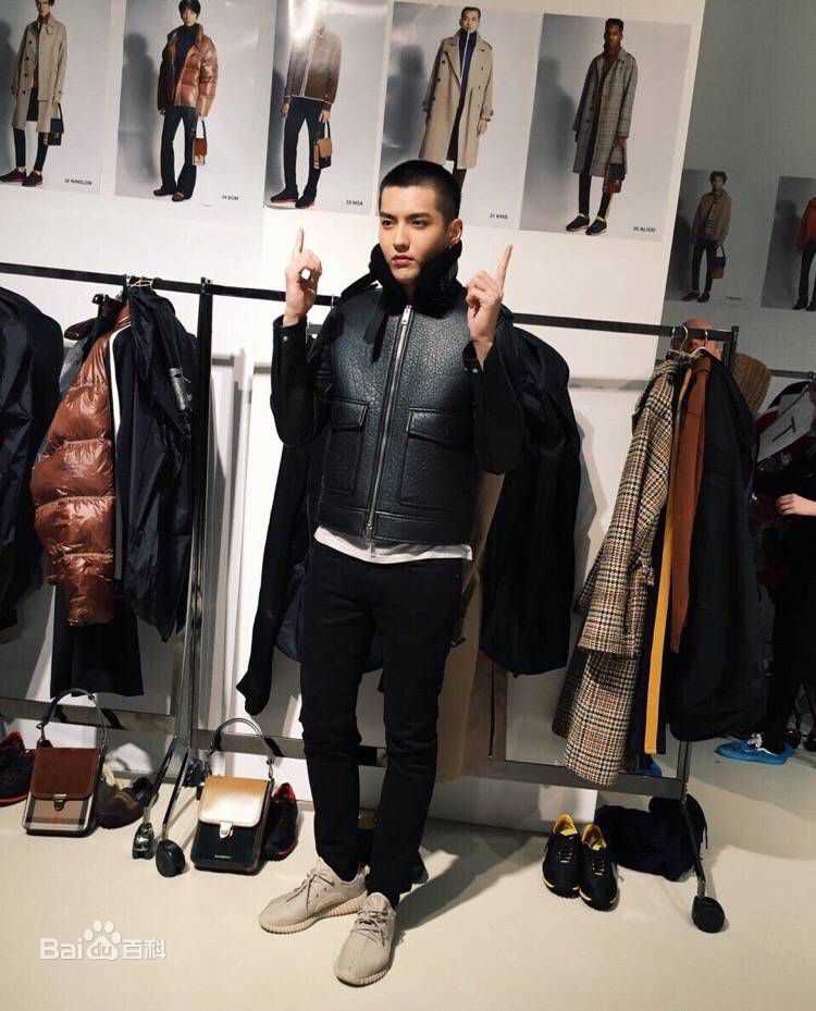 吴亦凡(KRIS)时装周生活照相册