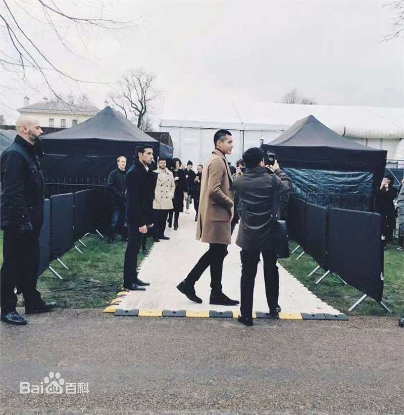 吴亦凡(KRIS)时装周生活照相册