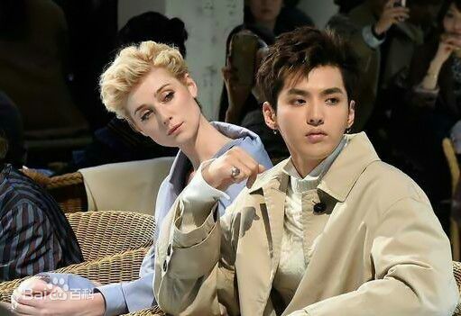 吴亦凡(KRIS)时装周生活照相册