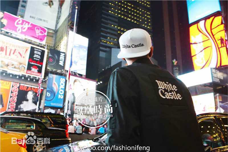 吴亦凡(KRIS) 街拍素颜照壁纸