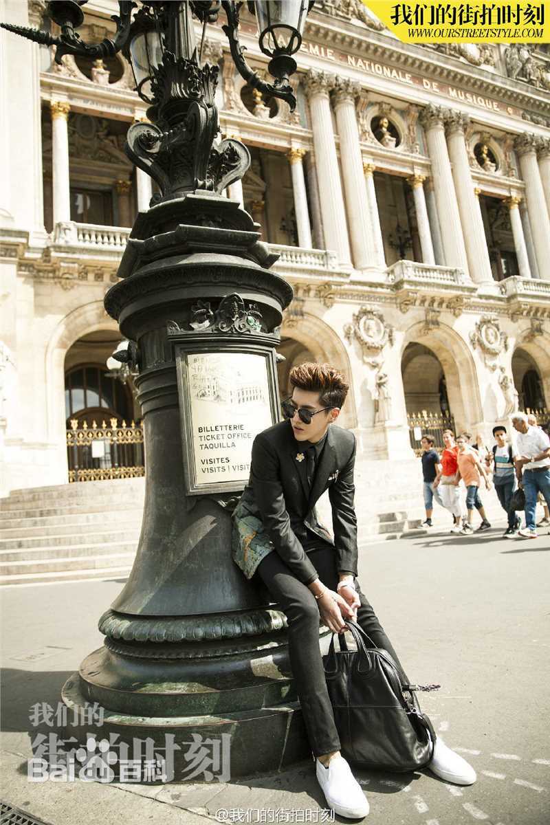 吴亦凡(KRIS) 街拍素颜照壁纸