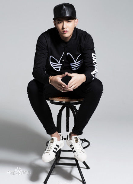 吴亦凡(KRIS)形象代言素颜照相册