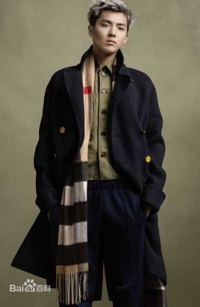 吴亦凡(KRIS)形象代言素颜照相册