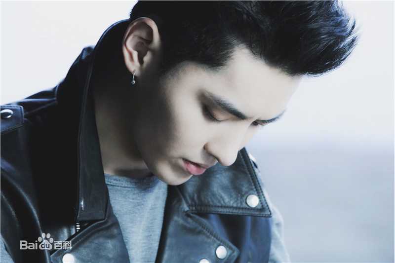 吴亦凡(KRIS)形象代言素颜照相册